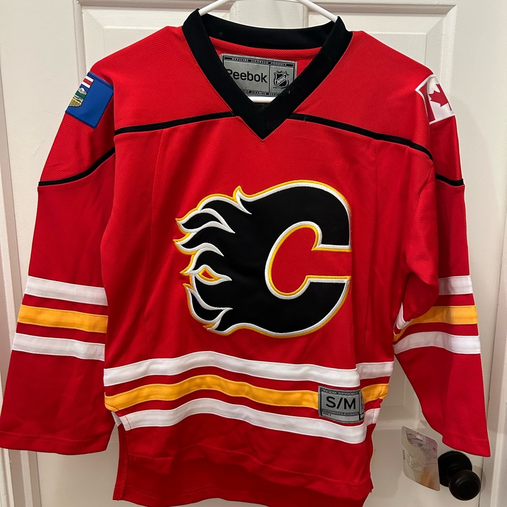 Calgary Flames Youth Fanatics Jersey